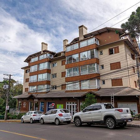 Rosa Edificio Parque Da Vinicola Apartment Gramado Luaran gambar
