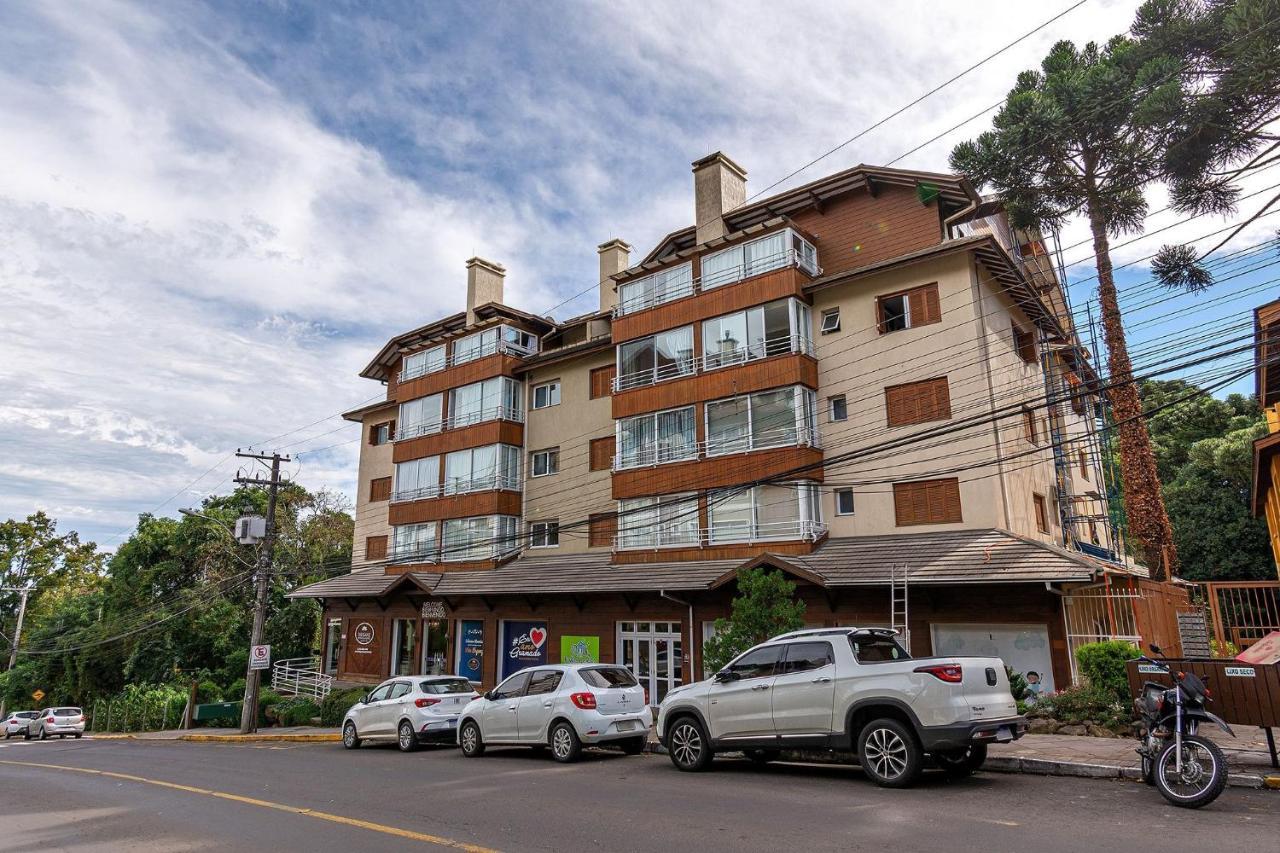 Rosa Edificio Parque Da Vinicola Apartment Gramado Luaran gambar