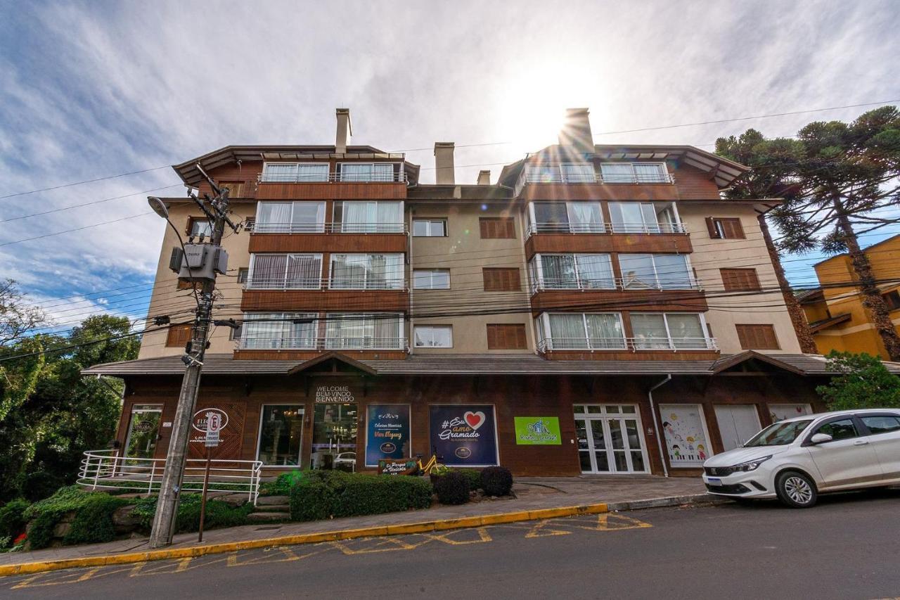 Rosa Edificio Parque Da Vinicola Apartment Gramado Luaran gambar