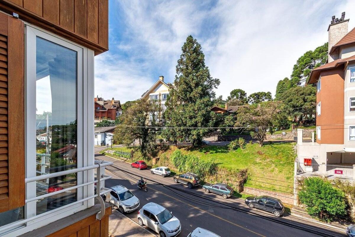 Rosa Edificio Parque Da Vinicola Apartment Gramado Luaran gambar